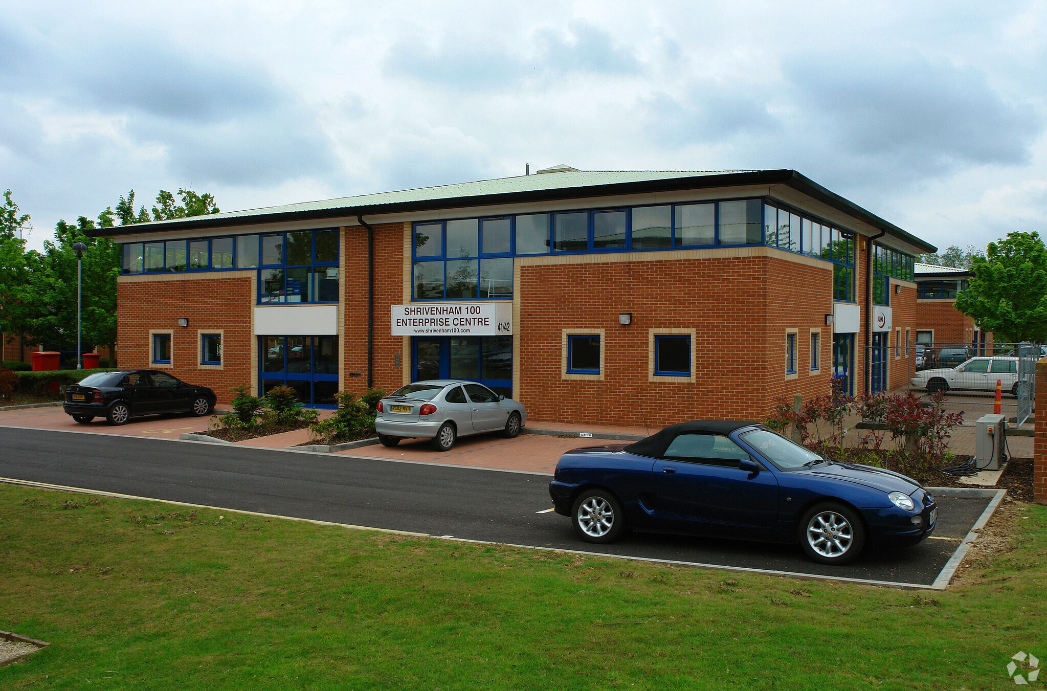 Majors Rd, Swindon for sale Primary Photo- Image 1 of 1