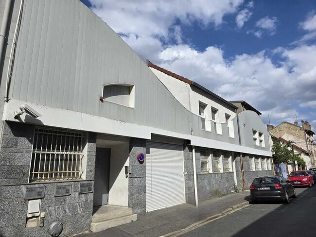 Vente Bureaux 1 417 m²