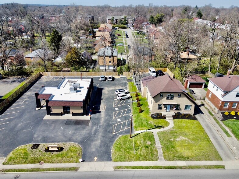 Funeral Home 6839/6829 Montgomery Rd Silverton, OH for Sale UK