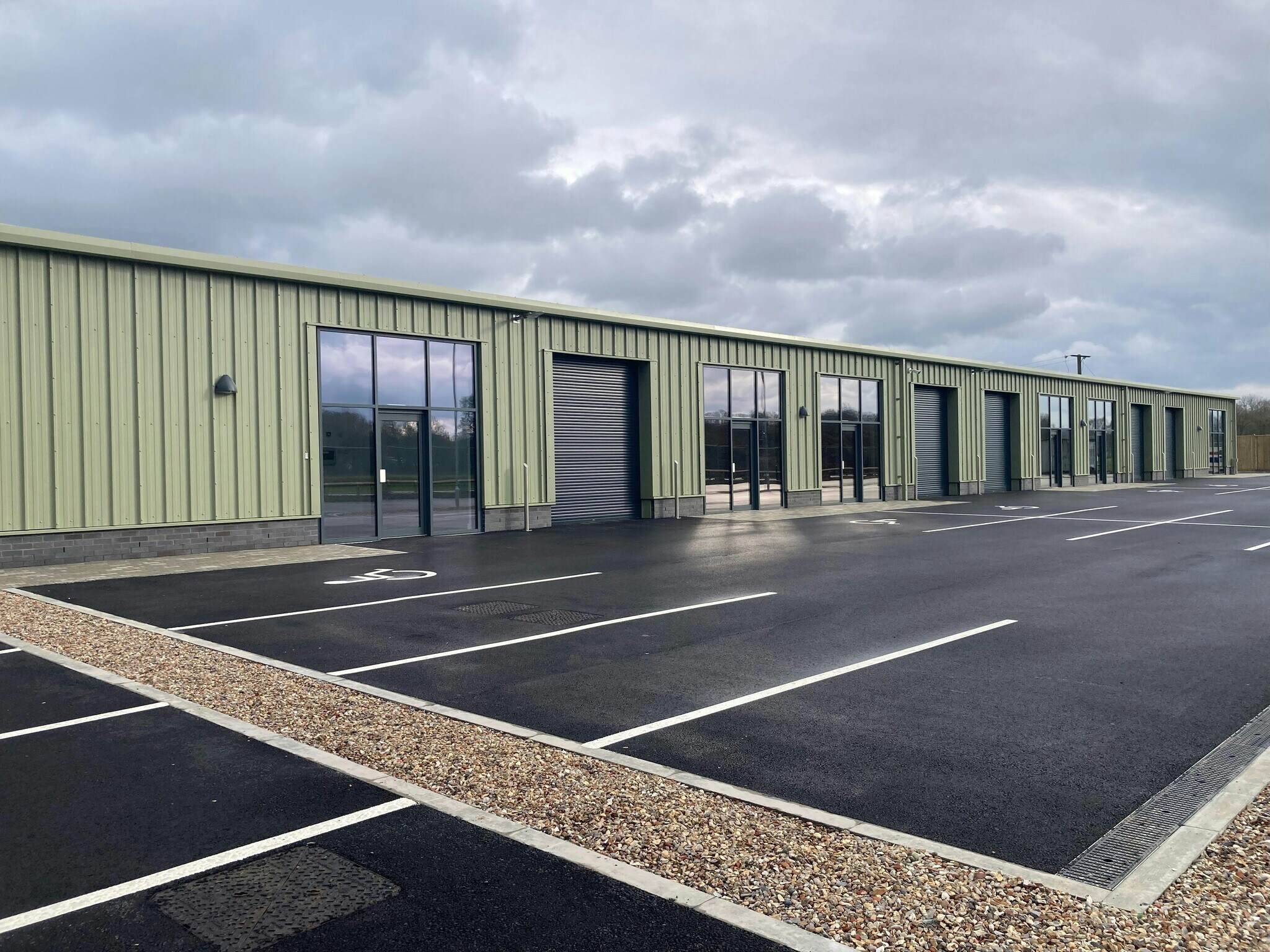 Mare Lane Business Park, Mare Lane, Bracknell to rent Building Photo- Image 1 of 6