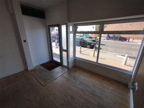 19A Station Rd, Westcliff-On-Sea to rent Interior Photo- Image 1 of 1