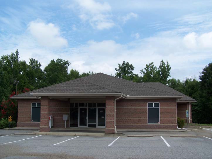 135 Medical Dr, Advance, NC for sale - Building Photo - Image 1 of 1