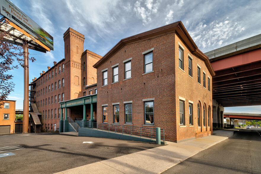 153 East St, New Haven, CT for rent - Building Photo - Image 1 of 5