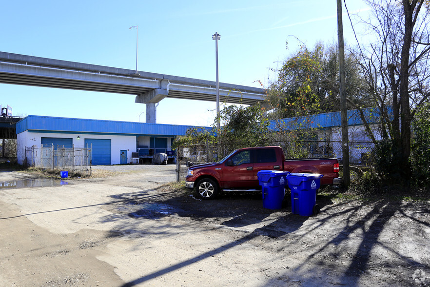 1 Simons St, Charleston, SC for rent - Primary Photo - Image 1 of 19