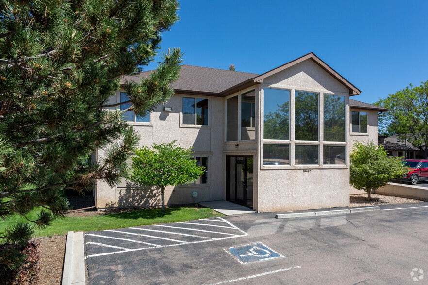 6645 Delmonico Dr, Colorado Springs, CO for sale - Primary Photo - Image 1 of 15