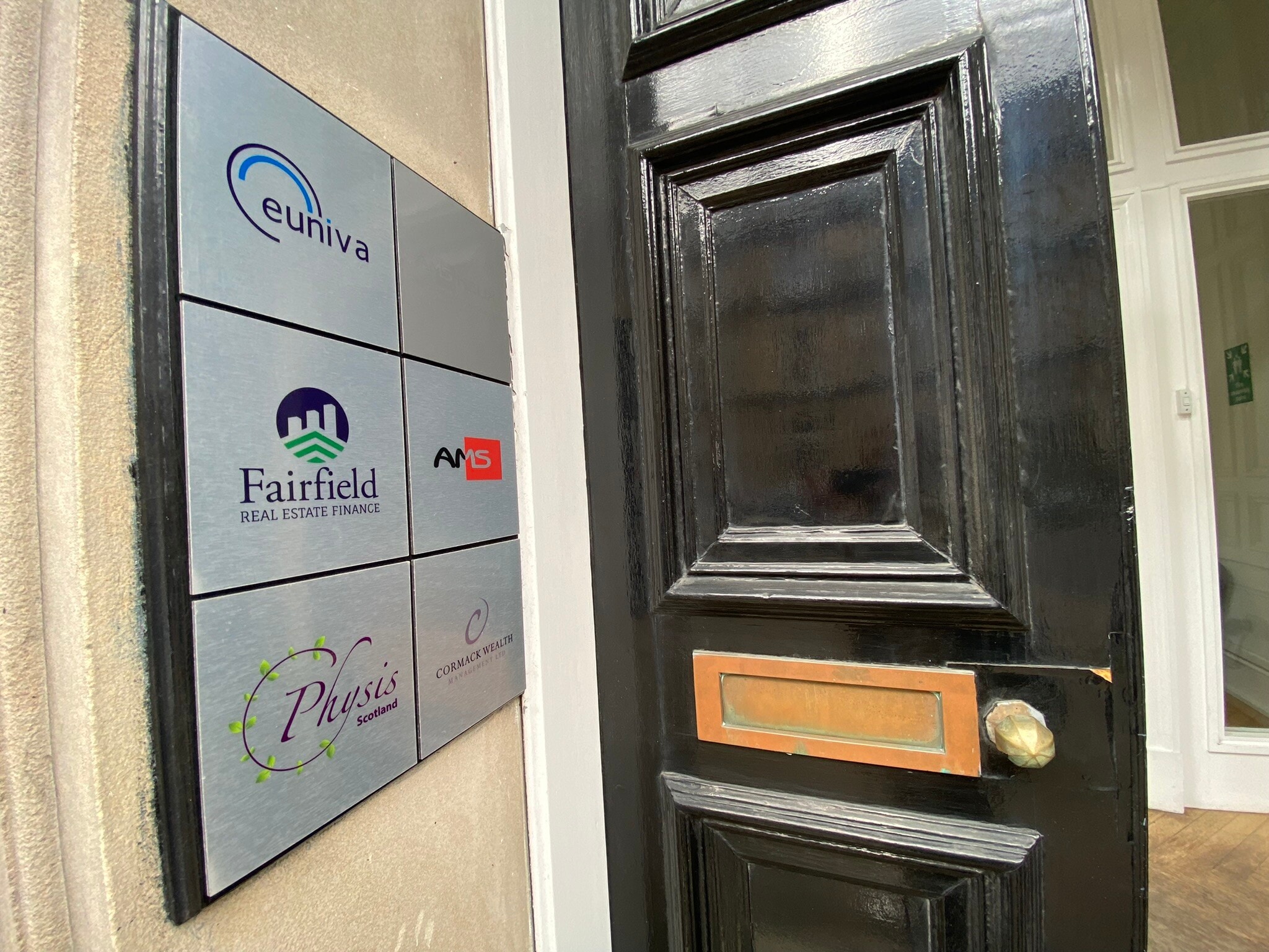 22 Drumsheugh Gdns, Edinburgh to rent Building Photo- Image 1 of 8