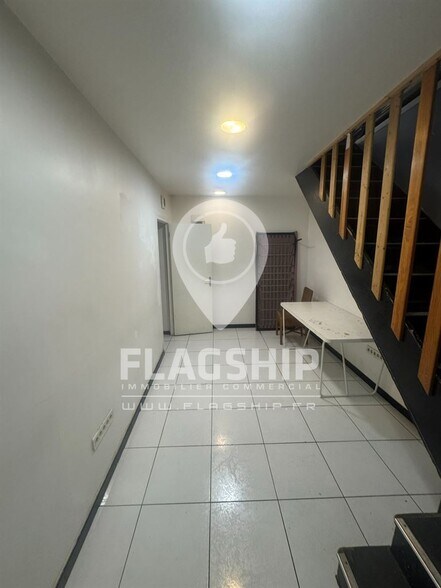 Office in Paris to rent - Interior Photo - Image 3 of 12