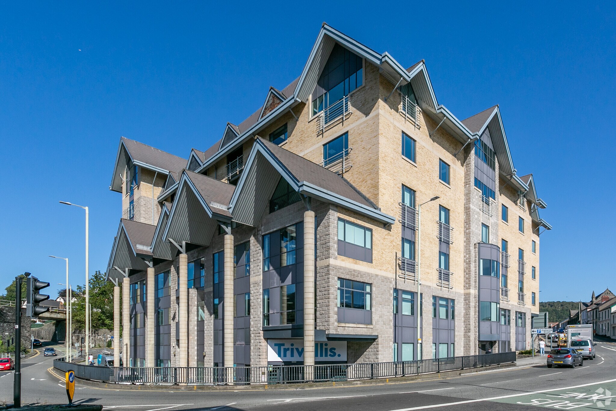 Catherine St, Pontypridd CF37 2TB