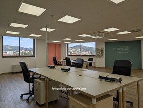 Carrer de Frederic Mompou, 3, Sant Just Desvern, Barcelona to rent Interior Photo- Image 1 of 38