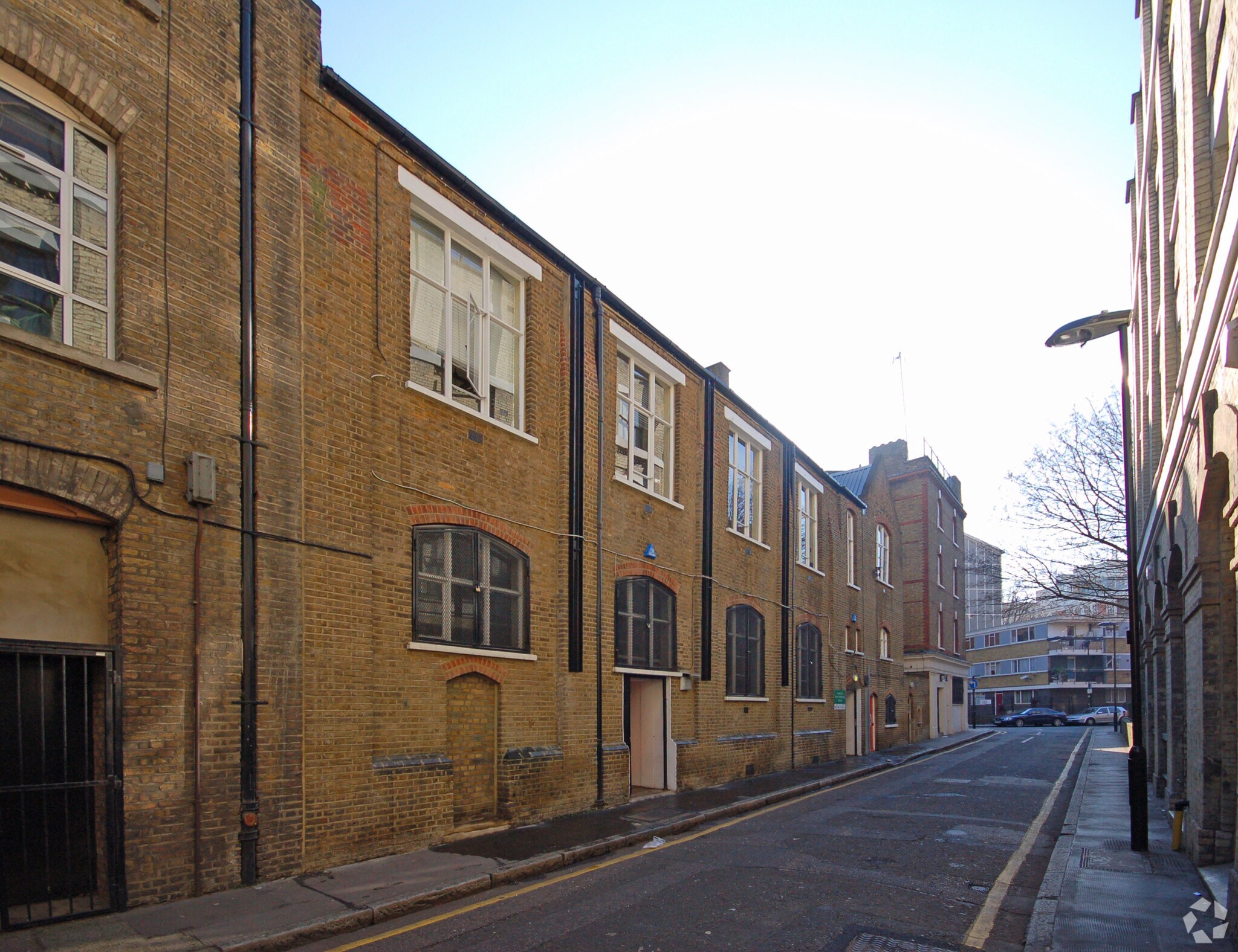 27-28 Dingley Pl, London for sale Primary Photo- Image 1 of 1