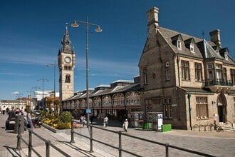 11-12 Horse Market, Darlington to rent Building Photo- Image 2 of 3