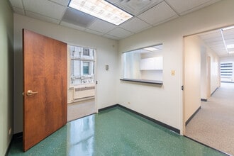 30 N Michigan Ave, Chicago, IL to rent Interior Photo- Image 2 of 7