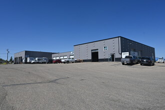 6850 52 Av, Red Deer, AB for rent Building Photo- Image 1 of 7