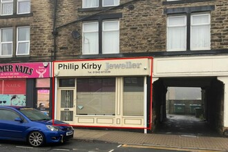 56 Otley Rd, Guiseley for rent Building Photo- Image 1 of 2