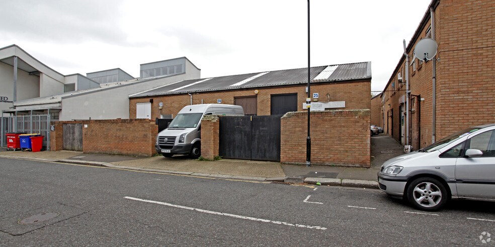 23-25 Bernard Rd, London for sale - Primary Photo - Image 1 of 1