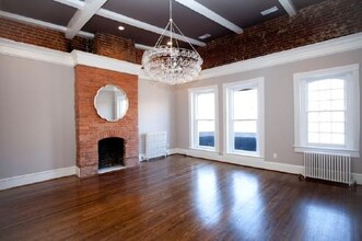 1712 N St NW, Washington, DC for rent Interior Photo- Image 1 of 5