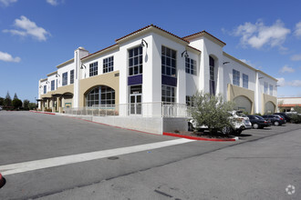 3823 Mission Oaks Blvd, Camarillo, CA for rent Building Photo- Image 1 of 6