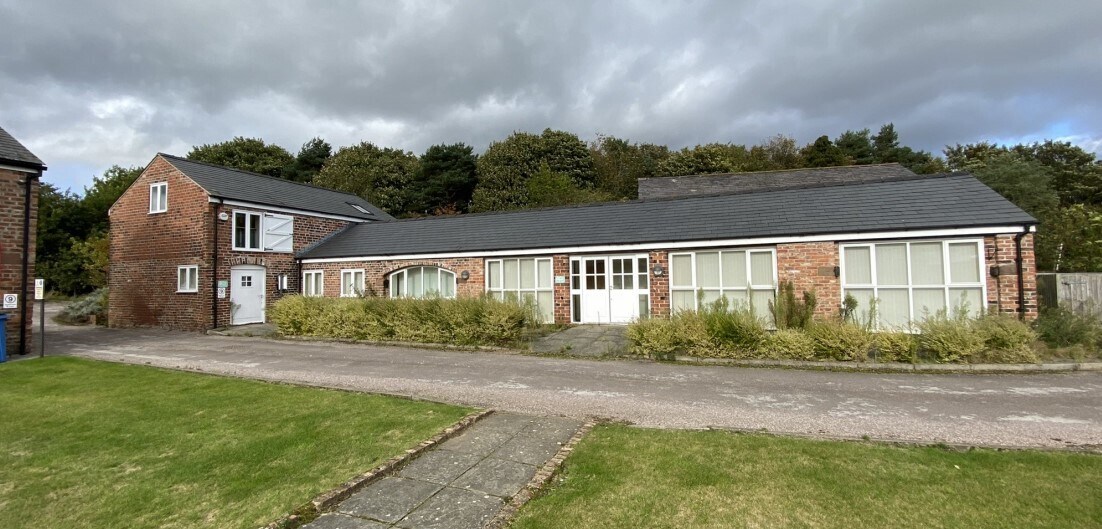 Chester Rd, Runcorn for sale Building Photo- Image 1 of 1