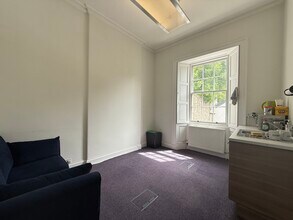 129 High St, Linlithgow to rent Interior Photo- Image 1 of 1