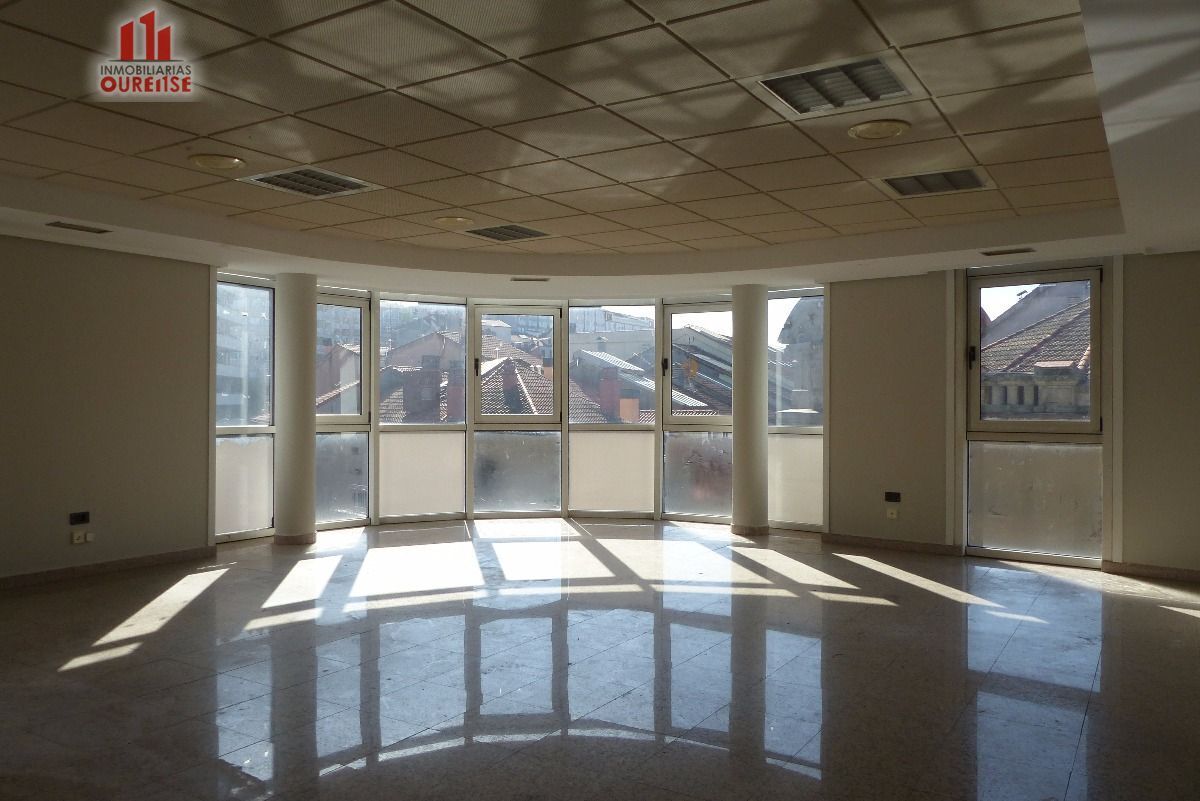 Office in Ourense, Orense to rent Building Photo- Image 1 of 10