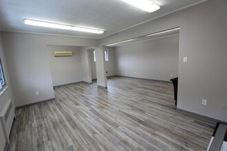 2141 Ardmore Blvd, Pittsburgh, PA for rent Interior Photo- Image 1 of 6