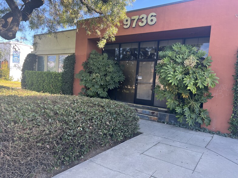 9736 Venice Blvd, Culver City, CA for sale - Building Photo - Image 1 of 1