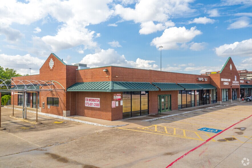 East Park Shopping Center portfolio of 2 properties for sale on LoopNet.co.uk - Primary Photo - Image 1 of 2