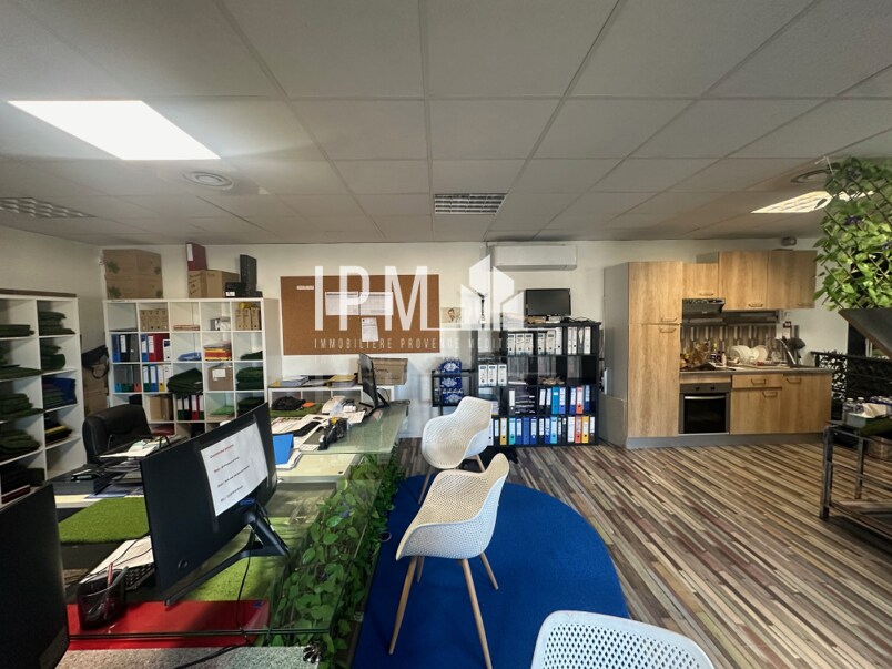 Vente Local d'activités 390 m² - Photo 1