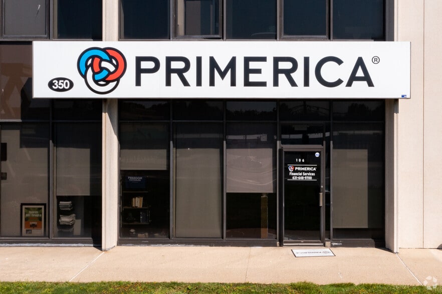 350 Motor Pky, Hauppauge, NY to rent - Building Photo - Image 3 of 5