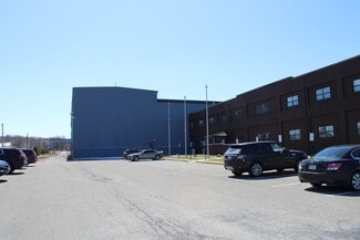 More details for 101 Carleton Ave, Hazleton, PA - Industrial for Sale