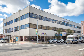 More details for 33-10 Queens Blvd, Long Island City, NY - Office/Medical, Retail for Rent