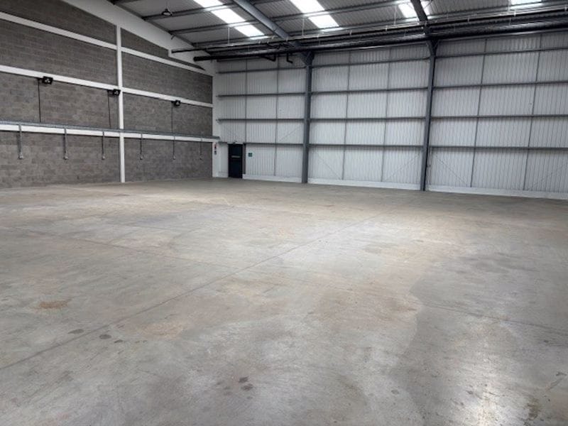 Kingsway, Rochdale to rent Interior Photo- Image 1 of 1