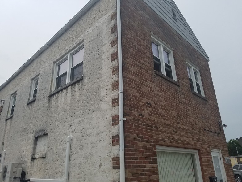 10 S Towamencin Ave, Lansdale 19446 UK