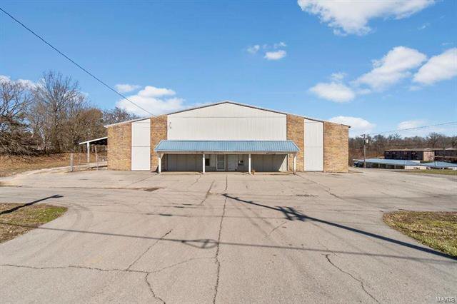 1320 Old Cape Rd, Jackson, MO for sale - Primary Photo - Image 1 of 3