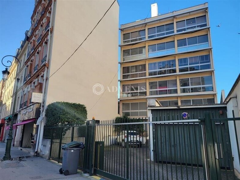 6 Rue Jean Jaurès, Puteaux to rent - Building Photo - Image 1 of 5