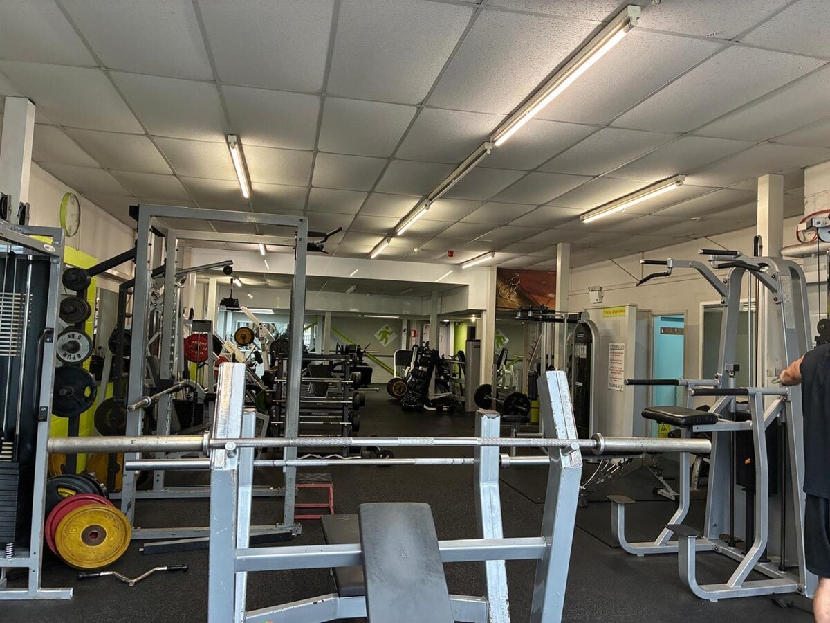 Kestrel Clos, Bridgend, MGN CF31 3RW - Unit 1 -  - Interior Photo - Image 1 of 4