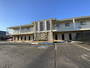 2633 SW 59th St, Oklahoma City, OK for sale Building Photo- Image 1 of 1