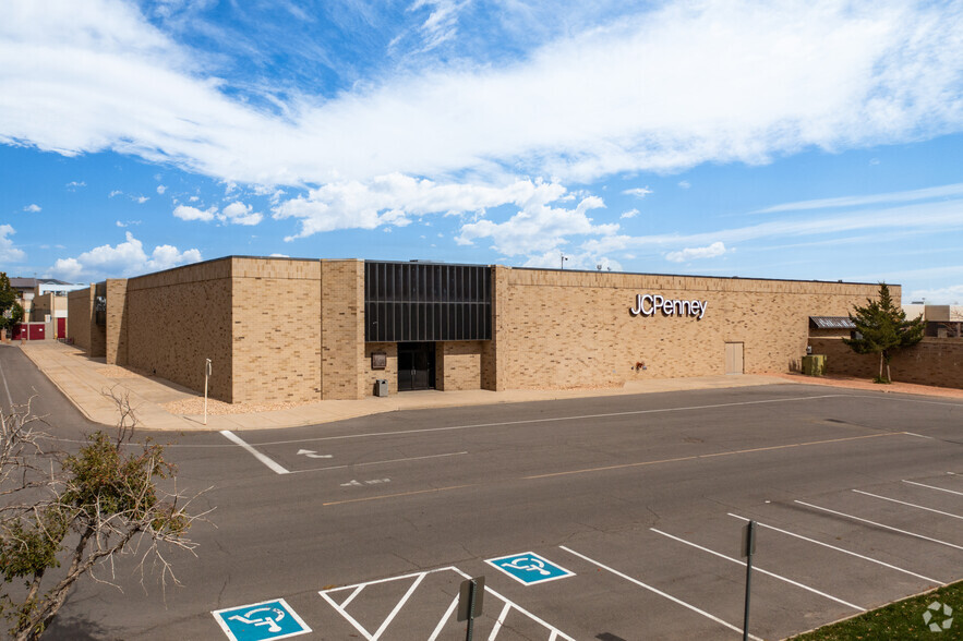 2050 Greeley Mall, Greeley, CO for rent - Building Photo - Image 1 of 8