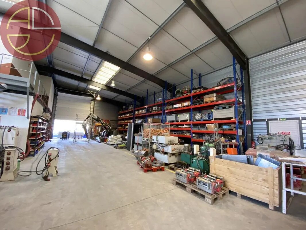 Industrial in Tournefeuille to rent Building Photo- Image 1 of 7