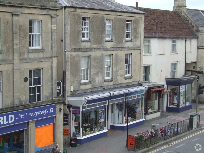 12-12a High St, Melksham for sale - Primary Photo - Image 1 of 1