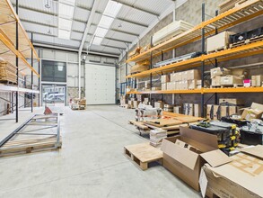 Makerfield Way, Wigan to rent Interior Photo- Image 2 of 5