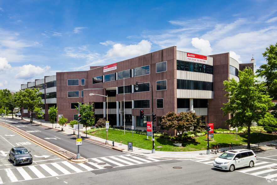 800 9th St SW, Washington, DC for rent - Primary Photo - Image 1 of 7