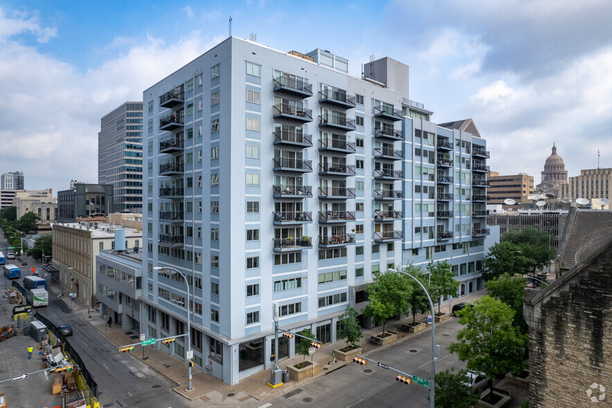 800 Brazos St, Austin, TX for rent - Building Photo - Image 1 of 5