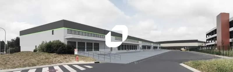 Industrial in Le Blanc-Mesnil to rent - Building Photo - Image 2 of 18