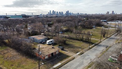 1641 S Fitzhugh Ave, Dallas, TX for rent Building Photo- Image 1 of 7