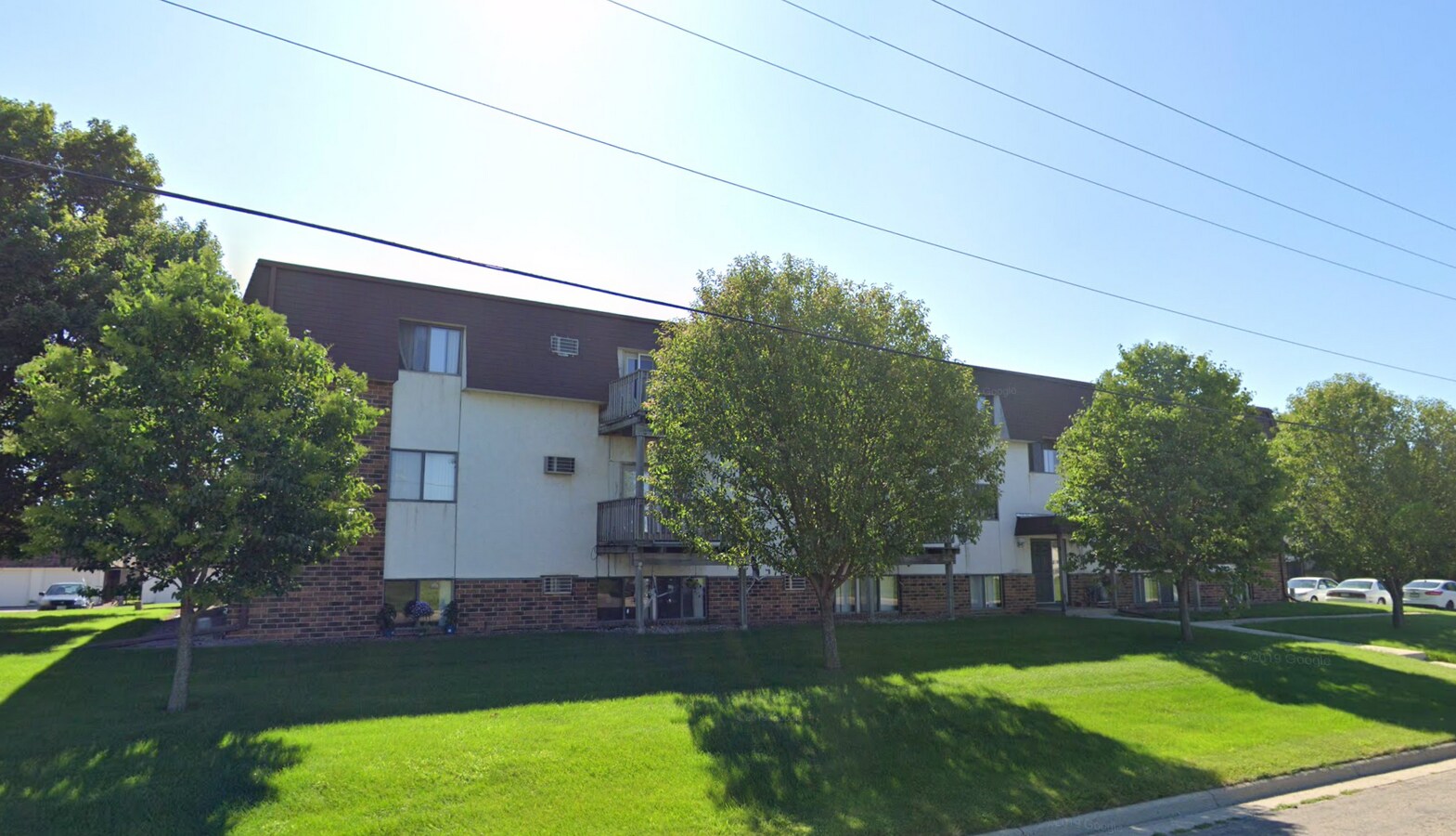 1999 Hartle Ave, Owatonna 55060 Clifton Apartments UK
