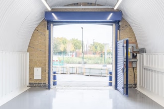 Crossfield St, London to rent Interior Photo- Image 2 of 4