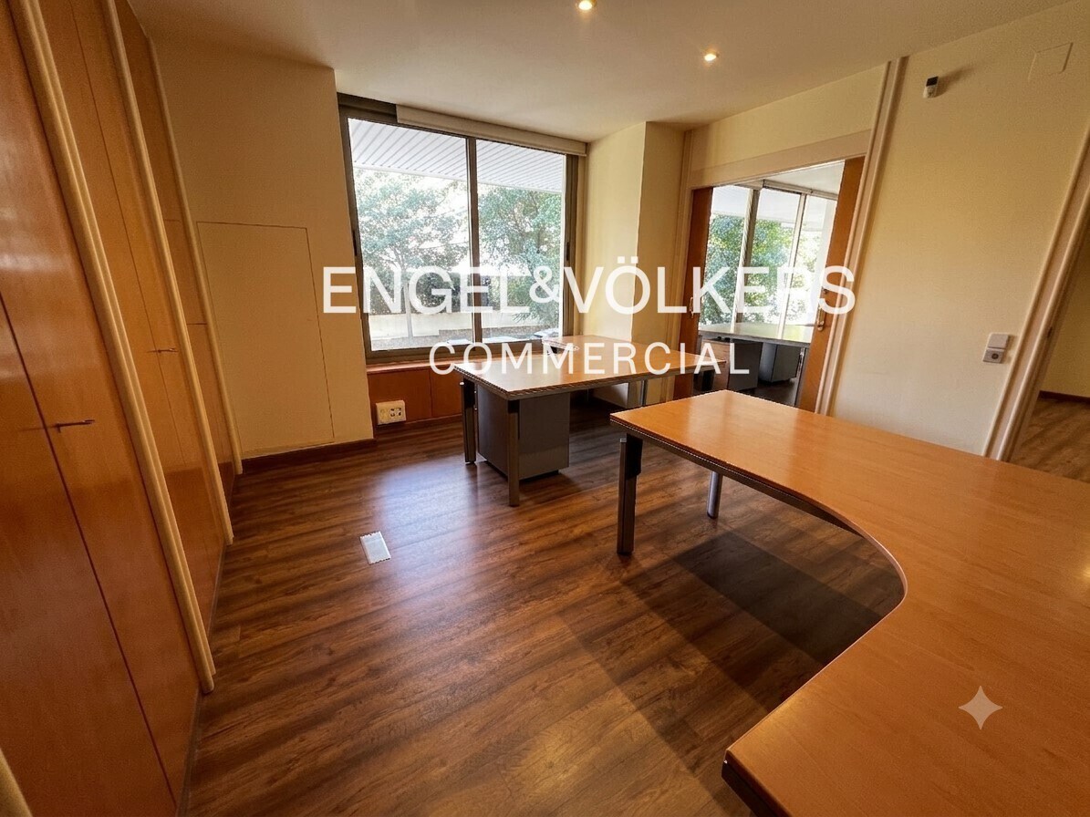 Office in Barcelona, Barcelona to rent Interior Photo- Image 1 of 15