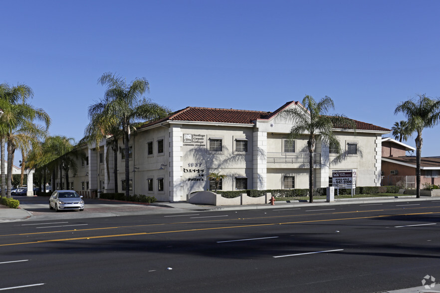 1937 W Chapman Ave, Orange, CA for rent - Building Photo - Image 1 of 7