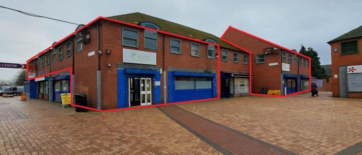 5-10 Unity Walk, Tipton to rent - Building Photo - Image 2 of 16